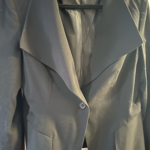 Peplum style black blazer from venus size 10 - Picture 5 of 5